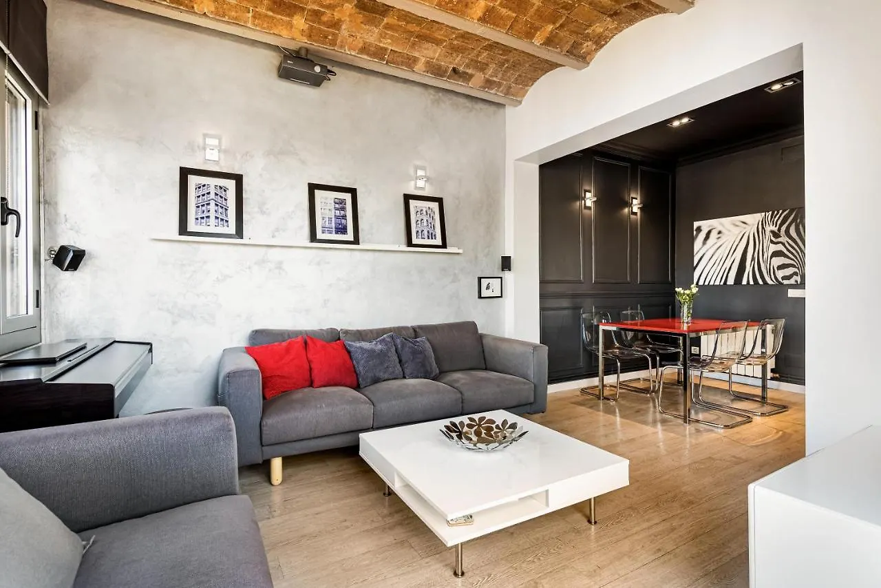 Stunning 2-Bedroom Apartment With Two Terraces Barcelona